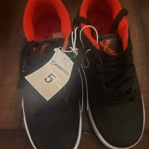 Sidewalks sports roller skates shoes